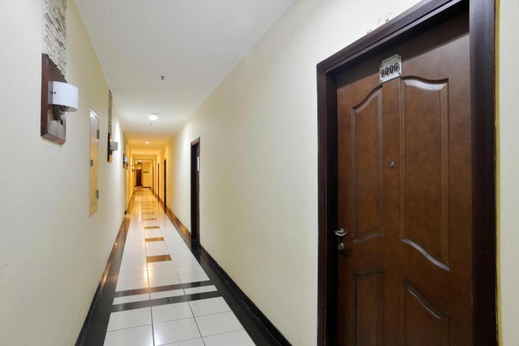 Great Western Hotel & Resort Serpong - Tangerang Exterior foto
